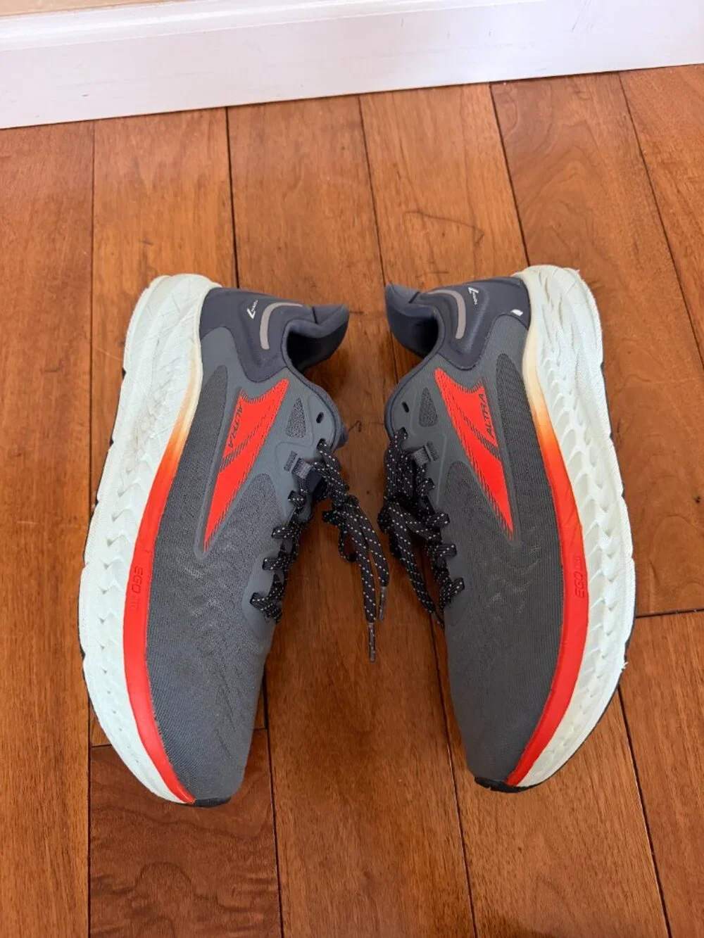 Altra Torin 7 Men’s Running Shoes Gray Orange Size 9.5 Zero Drop